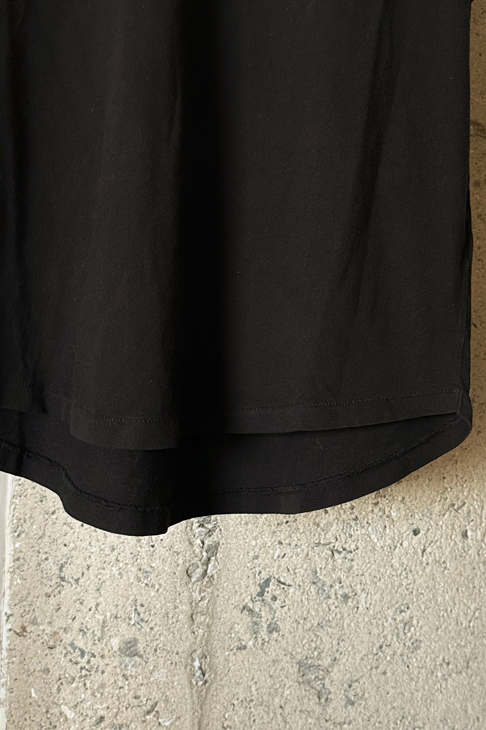 EASE_BLACK_5